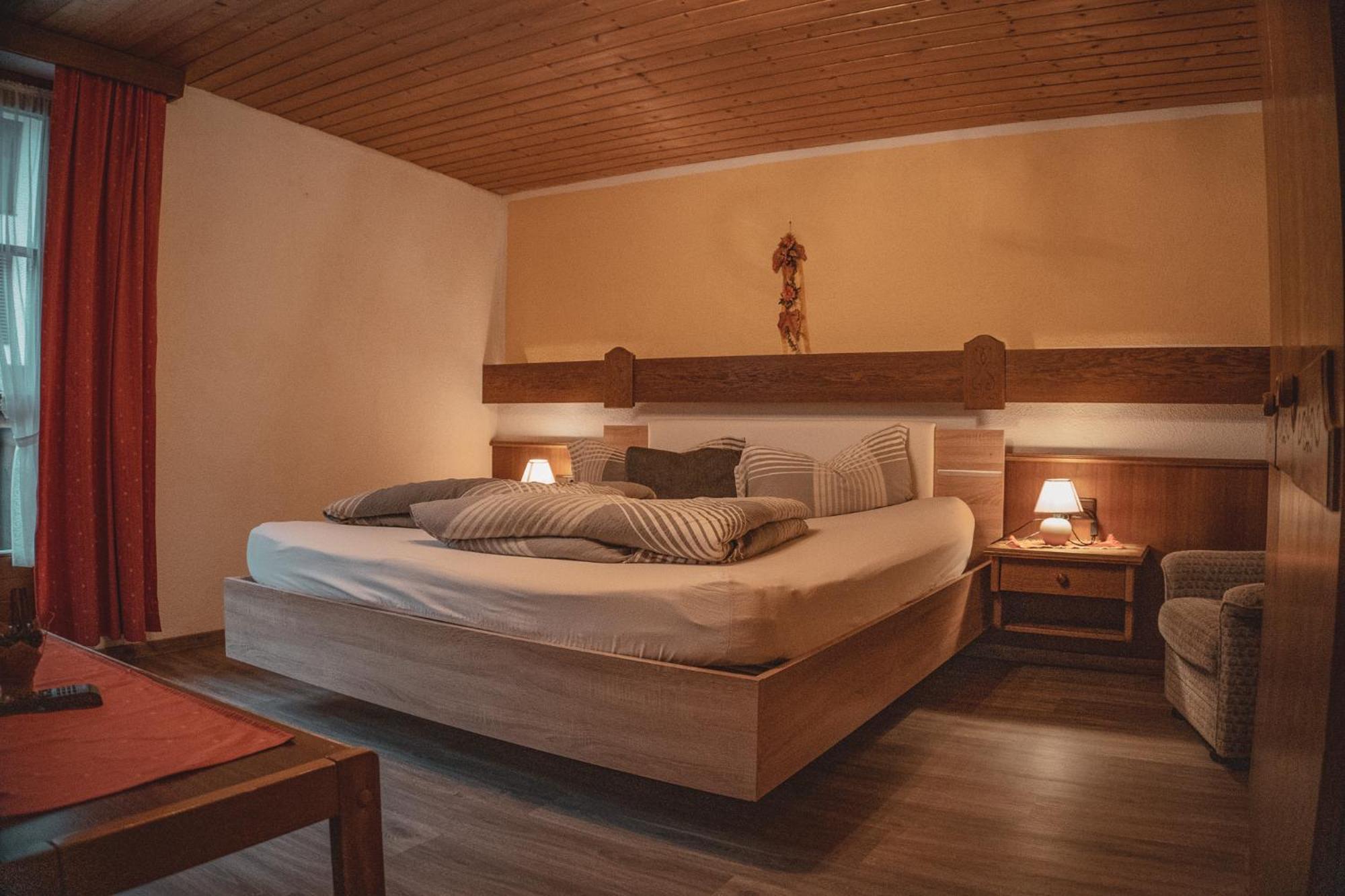 Haus Bergwind Lägenhet Sankt Leonhard im Pitztal Exteriör bild