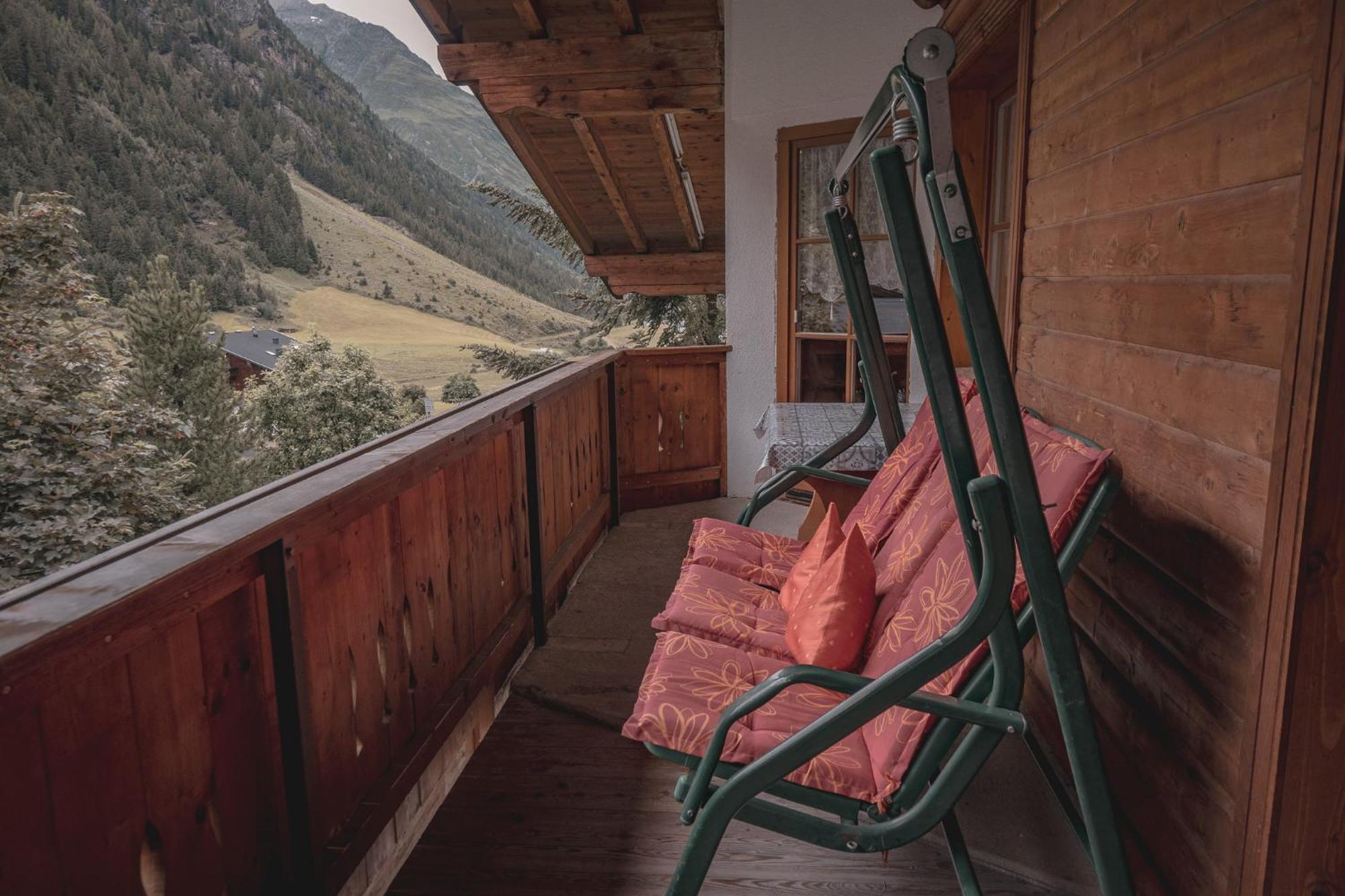 Haus Bergwind Lägenhet Sankt Leonhard im Pitztal Exteriör bild