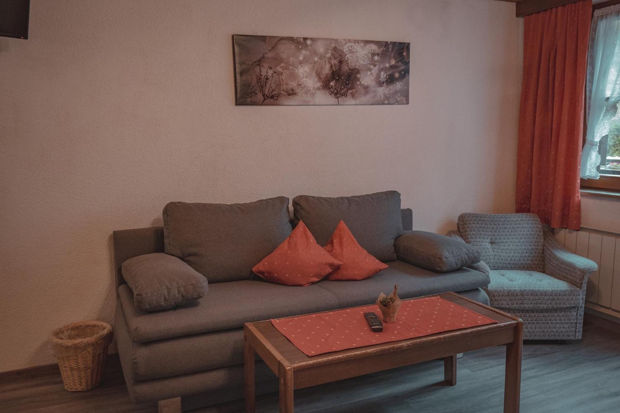 Haus Bergwind Lägenhet Sankt Leonhard im Pitztal Exteriör bild