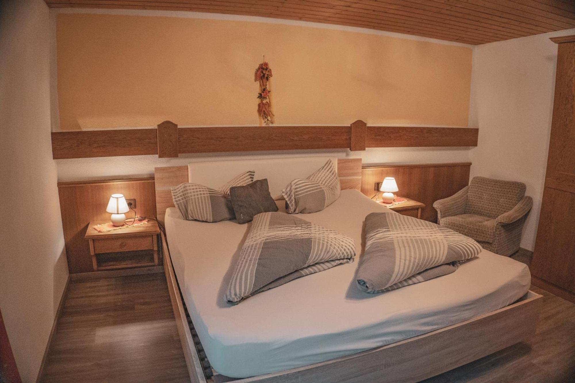 Haus Bergwind Lägenhet Sankt Leonhard im Pitztal Exteriör bild